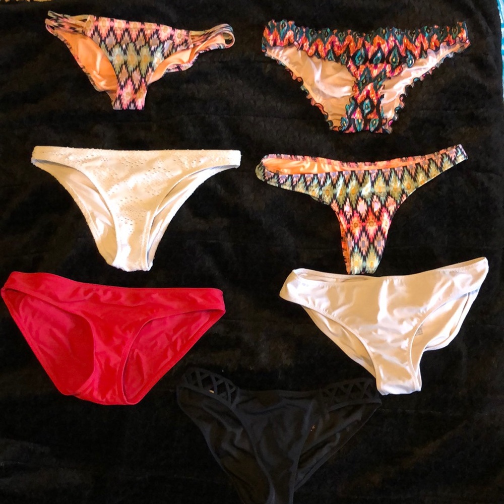 Bikini Bottoms! 6 Smalls, 1 Medium.